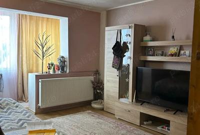 Apartament cu 2 camere decomandat în Central - 1