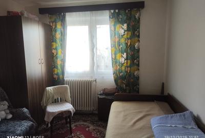 Apartament cu 3 camere semidecomandat în Central - 8