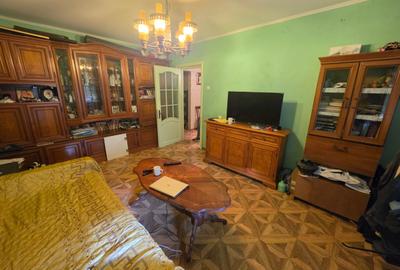 Apartament cu 3 camere decomandat în Titan - 13