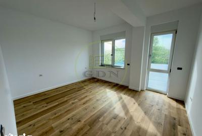 Apartament cu 3 camere decomandat în Siloz - 4