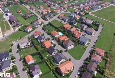 Teren de 972 mp, în Florești