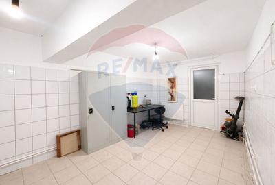 Spațiu comercial, de 117.12000274658 mp, în Tomis II - 7