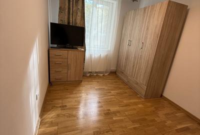 Apartament cu 4 camere, mobilat în Central - 9