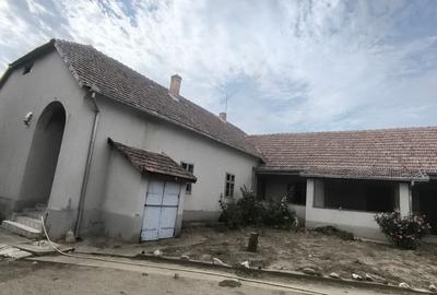 CASA DE VANZARE IN COMLOSU MIC - 2