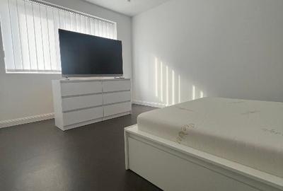 Duplex cu 5 camere cu Canalizare în Central - 11