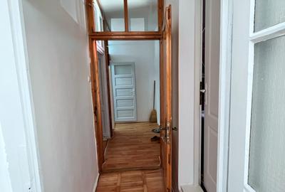 Casă cu 4 camere cu Canalizare în Gruia - 9