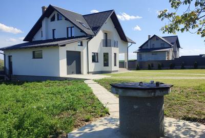 Casă cu 4 camere în Dărmănești - 7
