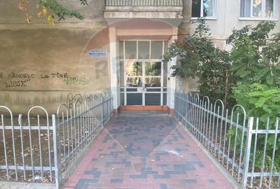 DE VANZARE Apartament cu 2 camere in zona Titan - 32