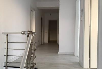 Dplex/Penthouse Nou, la ultimul etaj cu vedere la lac pe apus ( vest) - 7