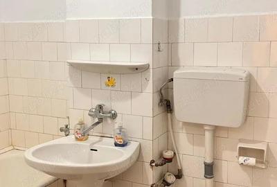Apartament cu 4 camere semidecomandat în Polivalentă - 5