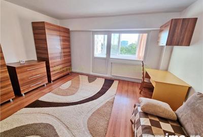 Garsoniera spatioasa de inchiriat str. De Mijloc - 11