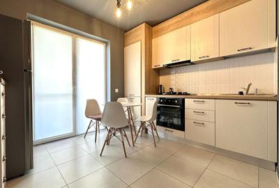 Apartament cu 2 camere, mobilat în Tractorul - 1