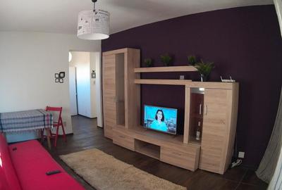 Apartament cu 2 camere decomandat, mobilat în Brâncoveanu