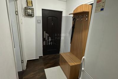 Apartament cu 3 camere semidecomandat în Alexandru Obregia - 9