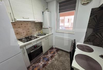 Garsonieră în 1 Mai - 2