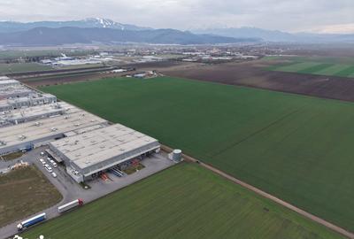 Teren de 20000 mp, în Central - 6