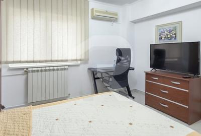 Vanzare apartament 3 camere – Ultracentral, Bloc Scala, Bd. Magheru - 12