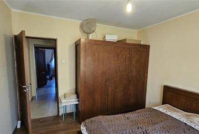 Vanzare Apartament 4 Camere Semidecomandat  Moldovita - 7