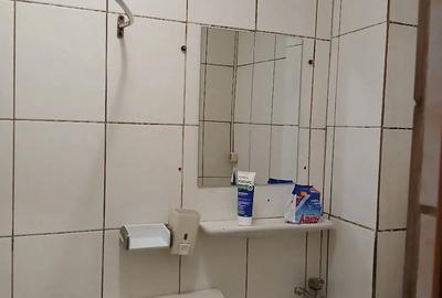 Inchiriez camera stil garsoniera - 1