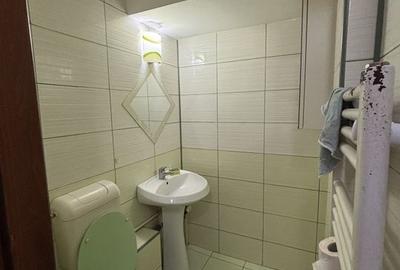 Apartament 3 camere - Bd. Dunarea, etaj 3, decomandat, stradal - 14