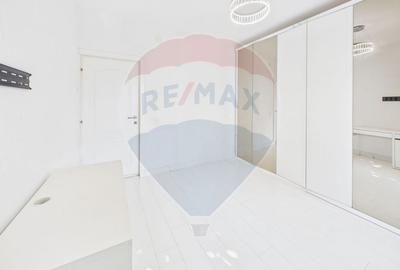 Casa / Vila cu 4 camere de vanzare in zona Est - 8