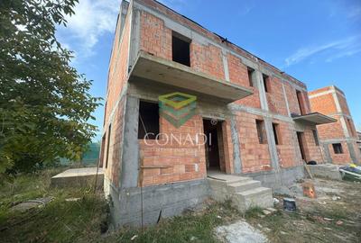 Duplex cu 4 camere cu Canalizare în Tunari - 2