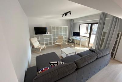 Apartament cu 3 camere decomandat în Tineretului
