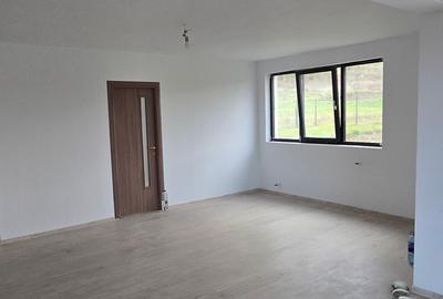 Casă individuală cu 5 camere cu Teren 1000 Mp în Central - 6