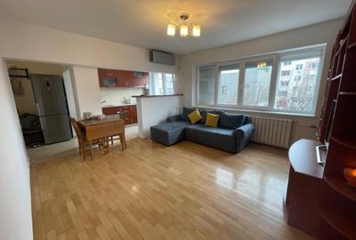 Apartament cu 3 camere semidecomandat, mobilat în Domenii