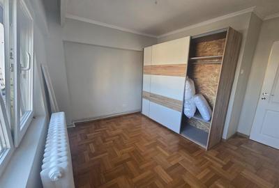 Apartament cu 3 camere decomandat în Central - 16