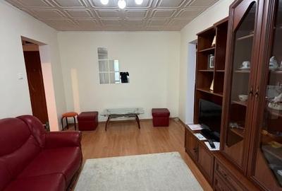 Apartament cu 3 camere semidecomandat, mobilat în Aurel Vlaicu - 1