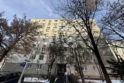 Apartament cu 4 camere decomandat în Giulești - 12