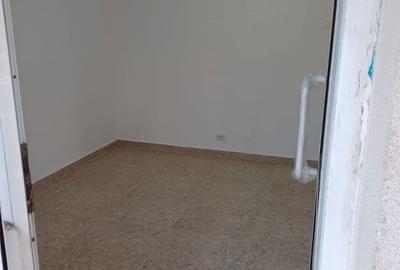 Spațiu comercial, de 17 mp, în Militari - 2