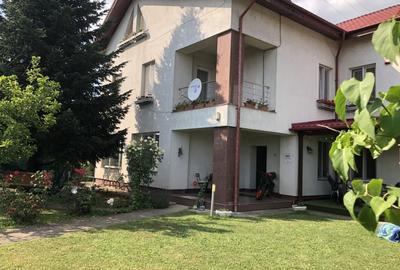 Casă individuală cu 6 camere în Albert