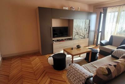 Apartament cu 3 camere decomandat în Central - 8