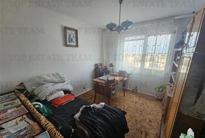 Apartament 3 camere 2 bai metrou Crangasi (bloc 1983) - 4