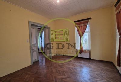 Casa 2 camere, 64mp, Centru, zona Facultatii de Medicina - 1