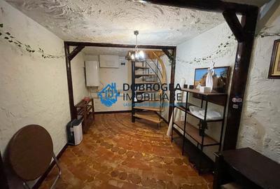 Apartament cu 3 camere decomandat, mobilat în Babadag - 10