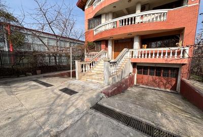 Spațiu comercial, de 730 mp, în Central - 11