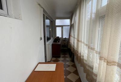 Apartament cu 3 camere semidecomandat în Drumul Taberei - 16