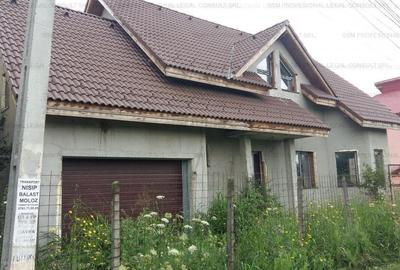 Casă cu 7 camere în Berceni