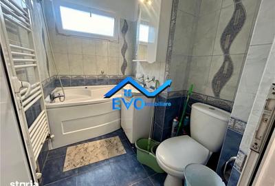 Apartament cu 2 camere semidecomandat în Podu Roș - 3