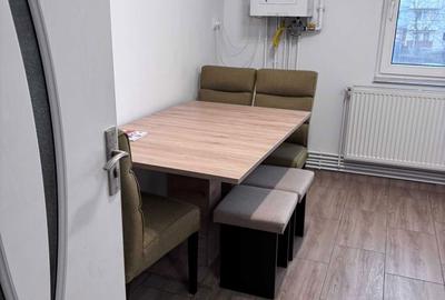 Apartament cu 3 camere decomandat în Exterior Vest