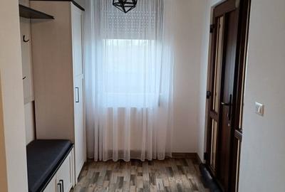 Sanmihaiu Roman - Casa individuala cu 3 camere si teren de 500 mp - 18