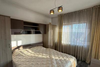 Apartament cu 3 camere, decomandat, 70 mp, etaj 2 - 3