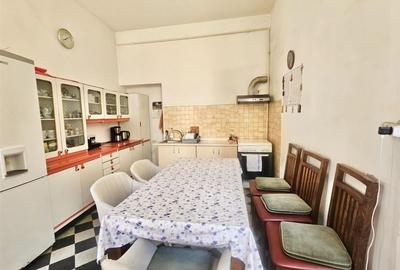 Apartament Rar cu 6 Camere / Curte Privata | Centrul Istoric/ COMISION 0 - 17
