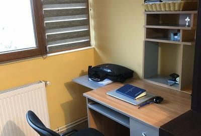 Apartament cu 4 camere decomandat în Apărătorii Patriei - 14