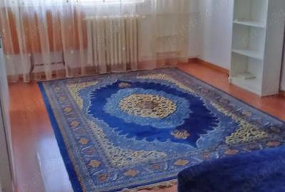 Garsonieră decomandată în Mihai Bravu