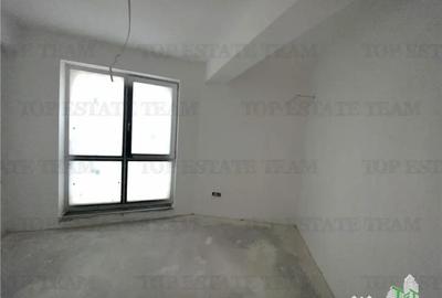 Apartament cu 3 camere decomandat în Eminescu - 3