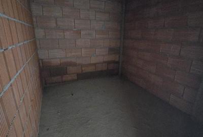 Apartament cu 2 camere semidecomandat în Moșnița Nouă - 3